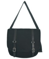 TOUT Y EST ショルダーバッグ