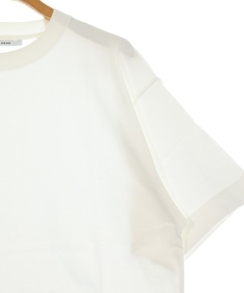 AKAD（エーケーエーディー）Tシャツ・カットソー 白 サイズ:L メンズ/2200716273189