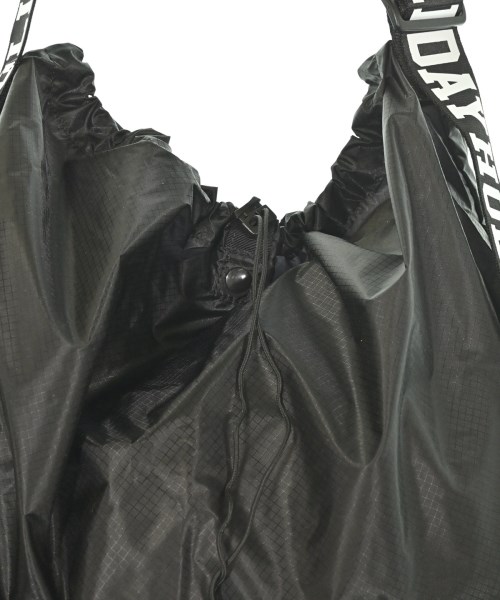 HOLIDAY（ホリデイ）ショルダーバッグ 黒 サイズ:- レディース/2200667256385