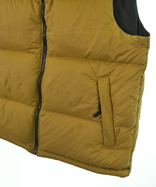 THE NORTH FACE（ザノースフェイス）ダウンジャケット/ダウンベスト ベージュ サイズ:S メンズ/2200658650093