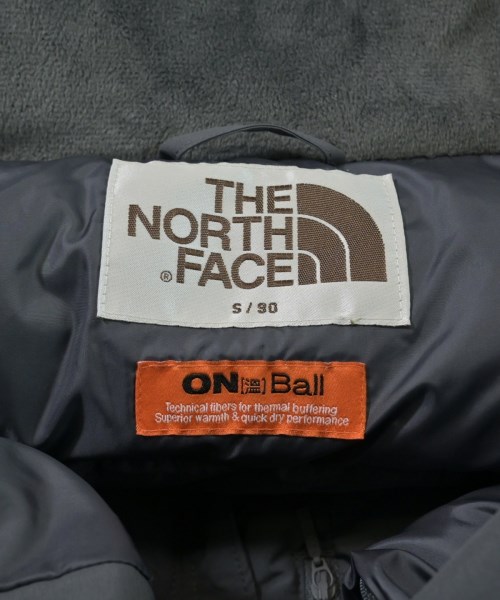 THE NORTH FACE（ザノースフェイス）ダウンジャケット/ダウンベスト グレー サイズ:S メンズ/2200645954012