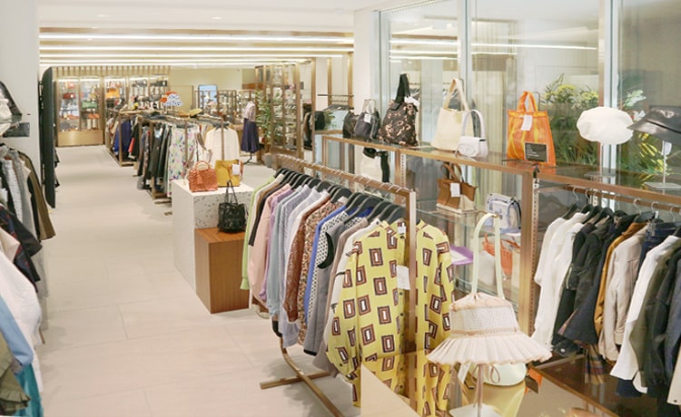 rt Nagoyaブランド古着の通販 ユーズドセレクトショップ【RAGTAG Online】