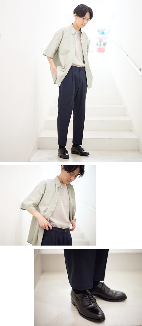 アースカラーで魅せるリラックススタイル