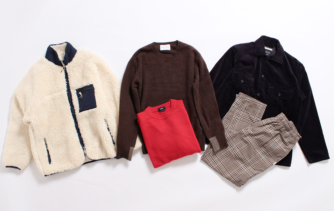 White Mountaineering（ホワイトマウンテニアリング）スニーカー 紺  