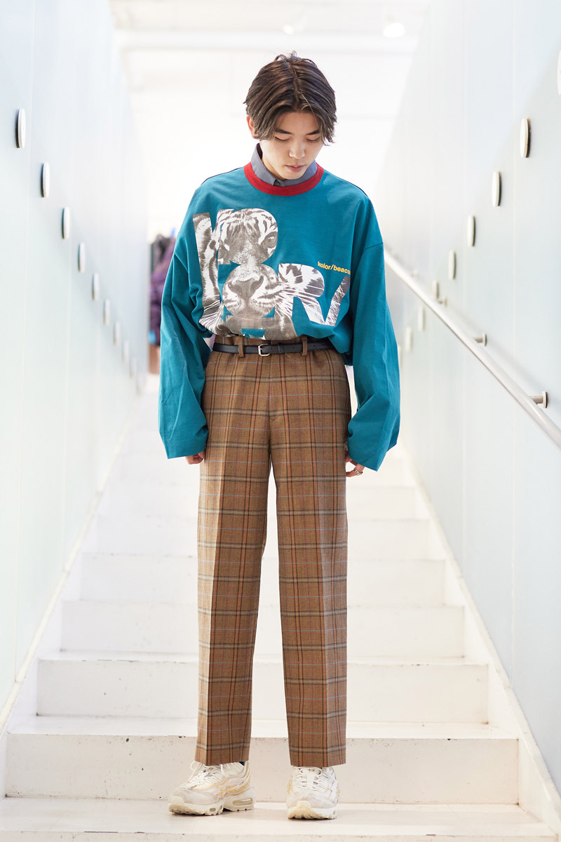 パンツ オーラリー スタッフ コーディネート