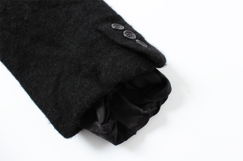 今あらためて知りたい、［COMME des GARCONS］の縮絨の魅力 - ブランド 