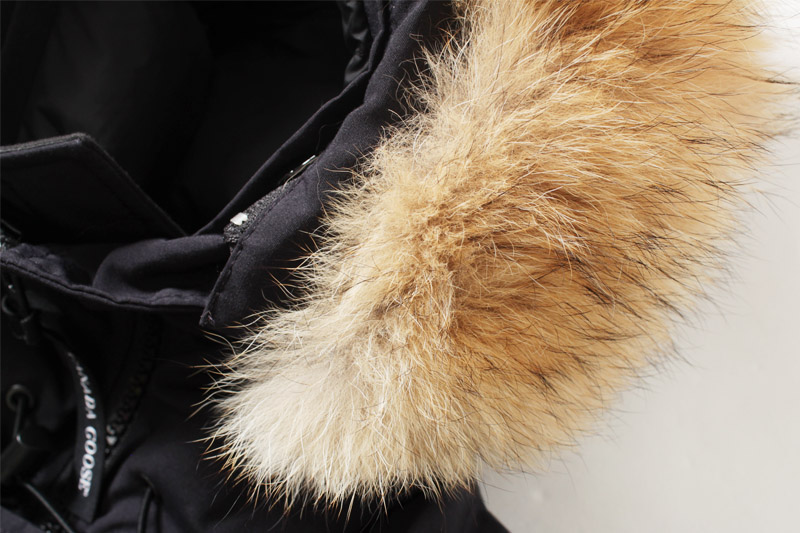 最高峰のダウンジャケット［CANADA GOOSE］ - ブランド古着の通販 