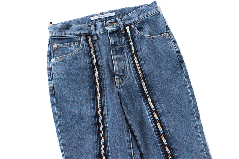 “BLEACHED DENIM ZIPPED PANTS”