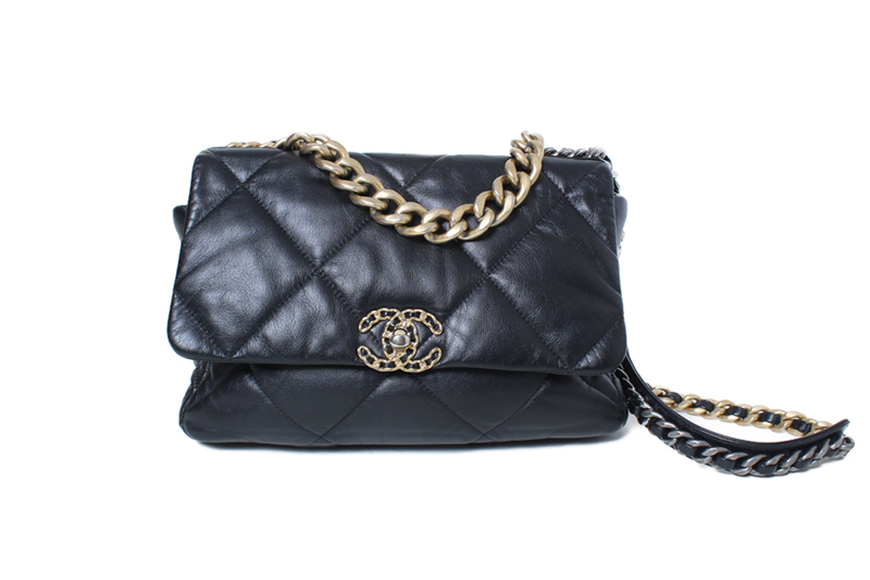 “シャネル19”