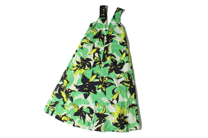 フローラルサテンドレス