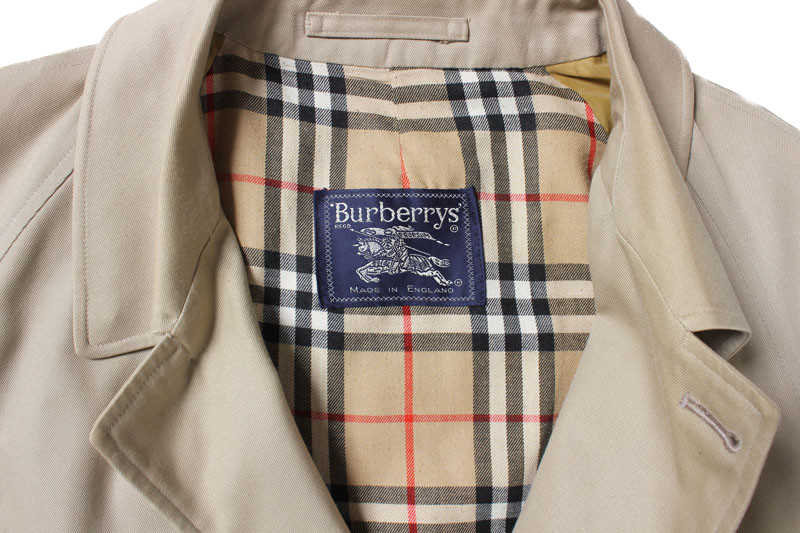 BURBERRY ロゴ